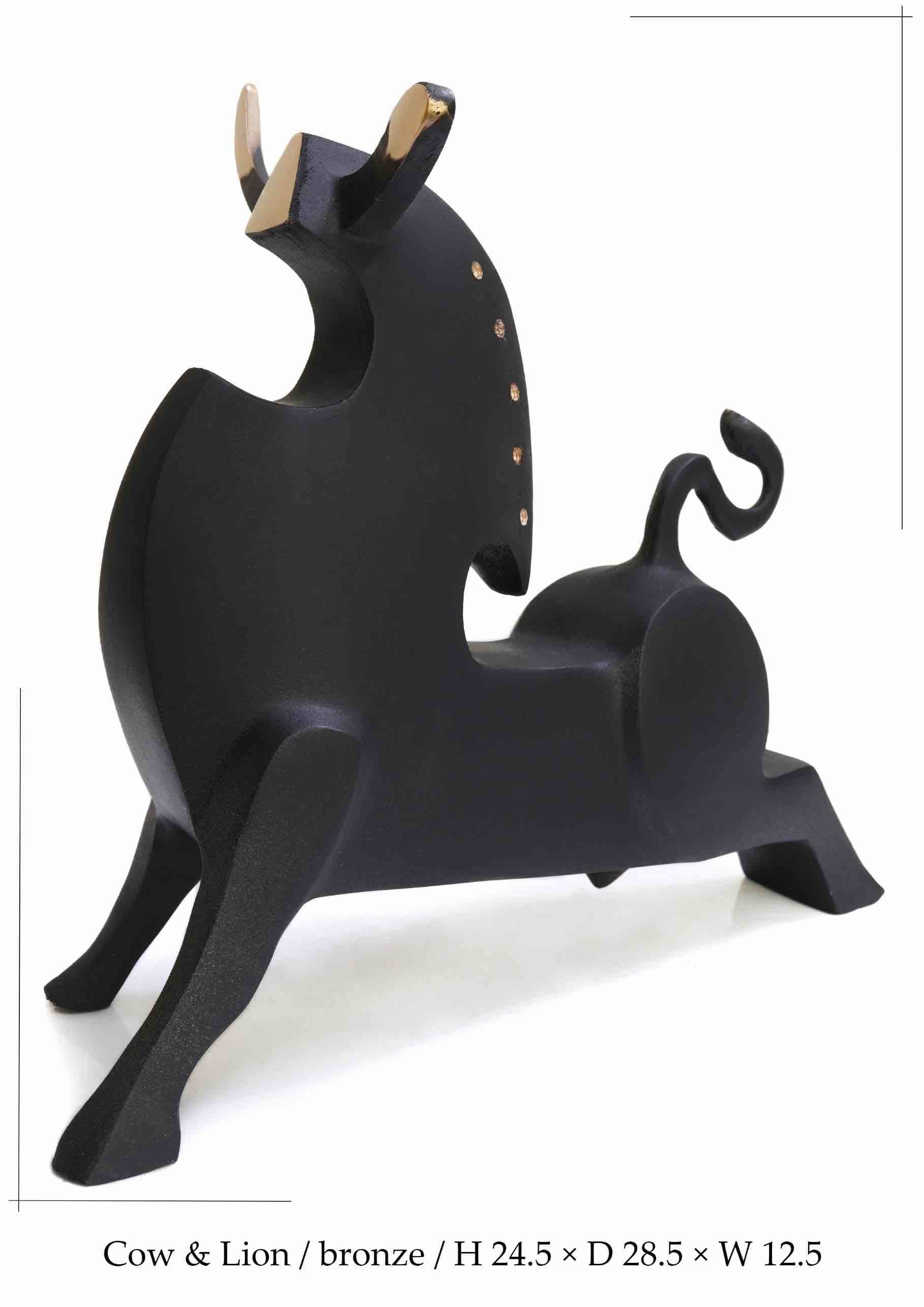 Cow & Lion